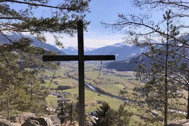 Blick aufs Tal vom Spitzer Köpfl - Natürlich HELL Camping & Aparthotel